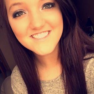 Meet your Posher, Kelsey